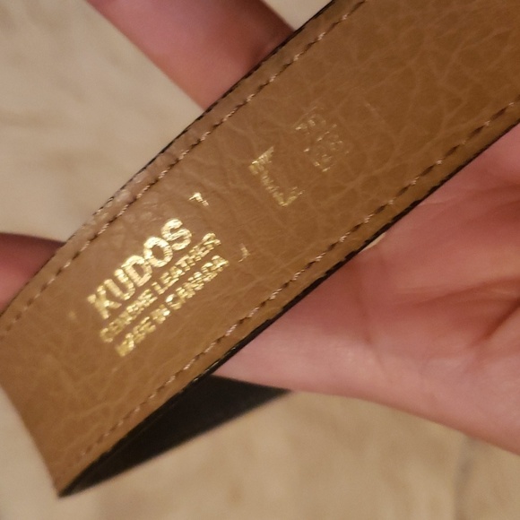 Vintage leather made in canada silver belt  with silve buckle small - Picture 5 of 8